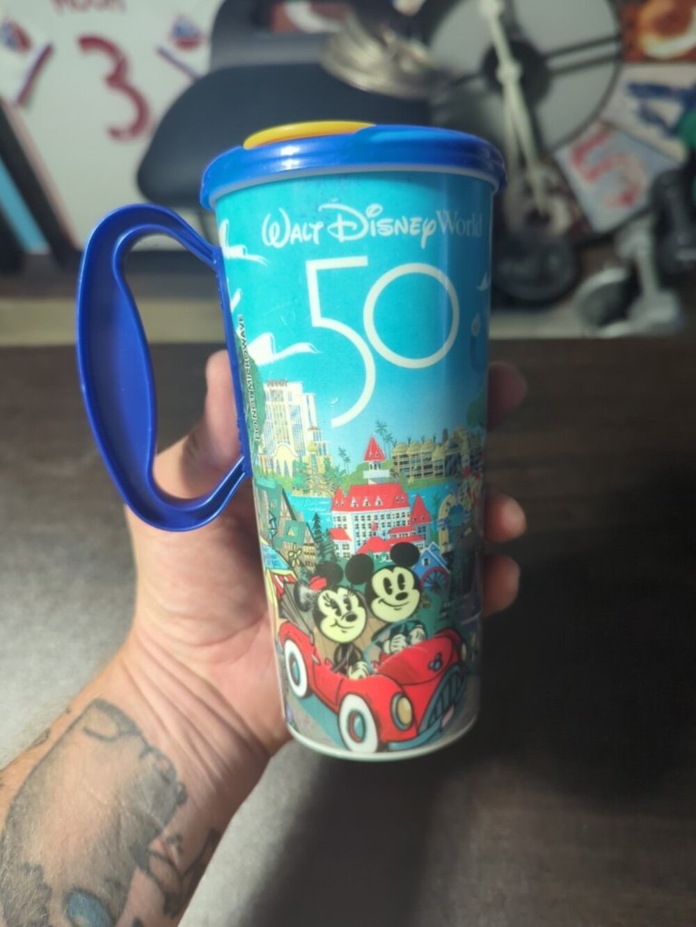 Walt Disney World 50th Anniversary Resort Mug Parks Cup Lid Refillable